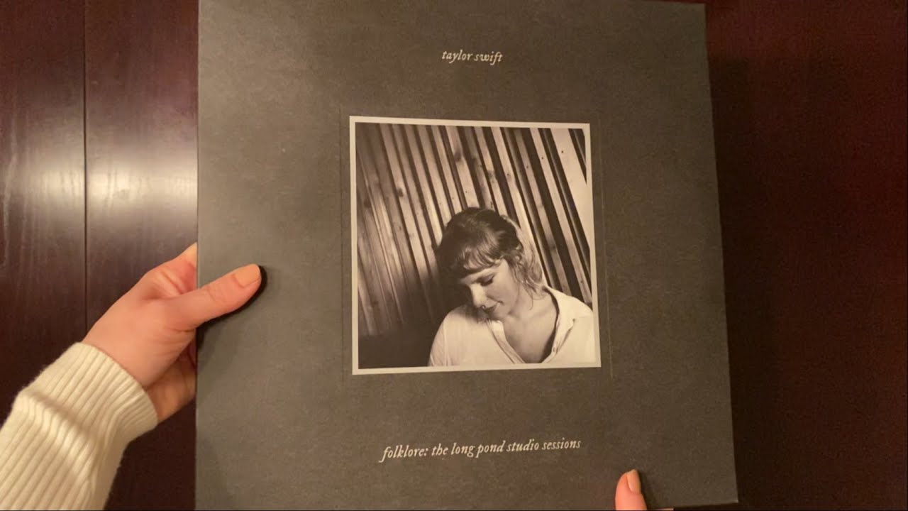 Unboxing Taylor Swift folklore: the long pond sessions Record Store Day Vinyl