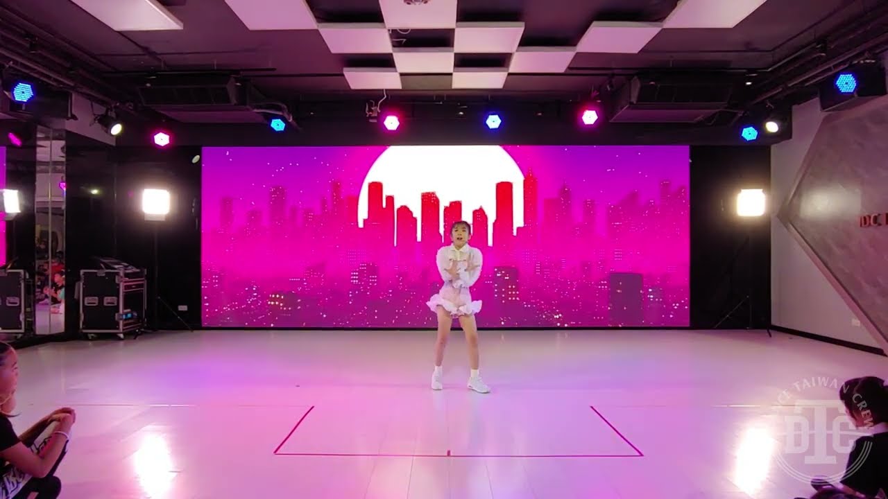 TDC最強偶像 #BLACKPINK  MV模仿大賽 (少兒組) - Vital Girl (Lovesick Girls)