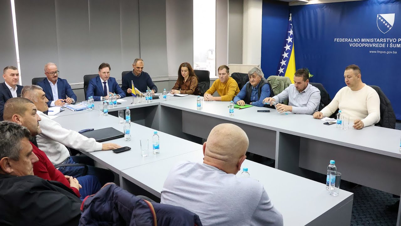 Ministar Hrnjić: Svi akti doneseni u skladu sa Zakonom, ostajemo otvoreni prema poljoprivrednicima