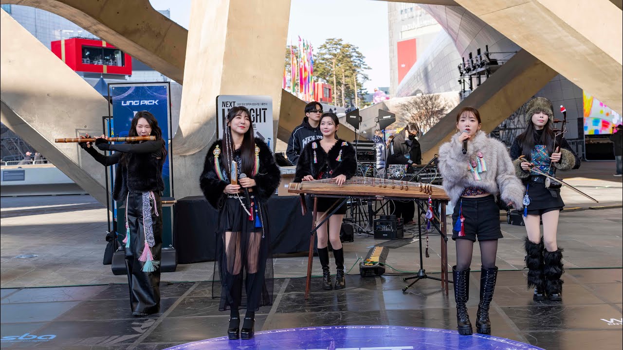 DDP SEOULCON Random Play Dance LIVE 🎶 K-POP × Korean Traditional ver. | K-Sori 케이소리