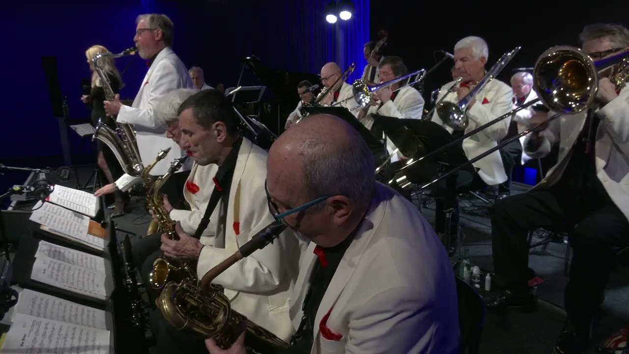 Munich Swing Orchestra & Jasmin Bayer -  Blue Skies