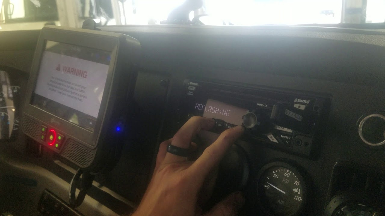 1034488 Pana pacific 540 radio usb update For 2019 freightliner