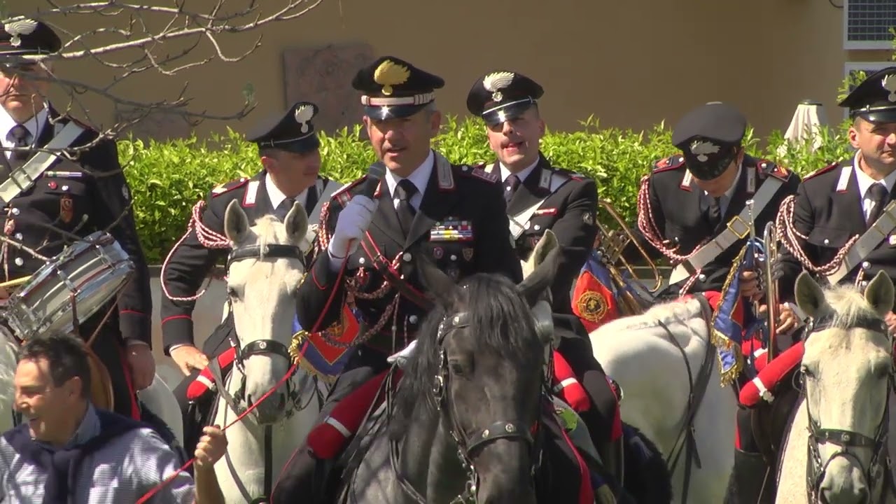 Giornata mondiale sulla consapevolezza dell'autismo con la Fanfara dei Carabinieri a cavallo