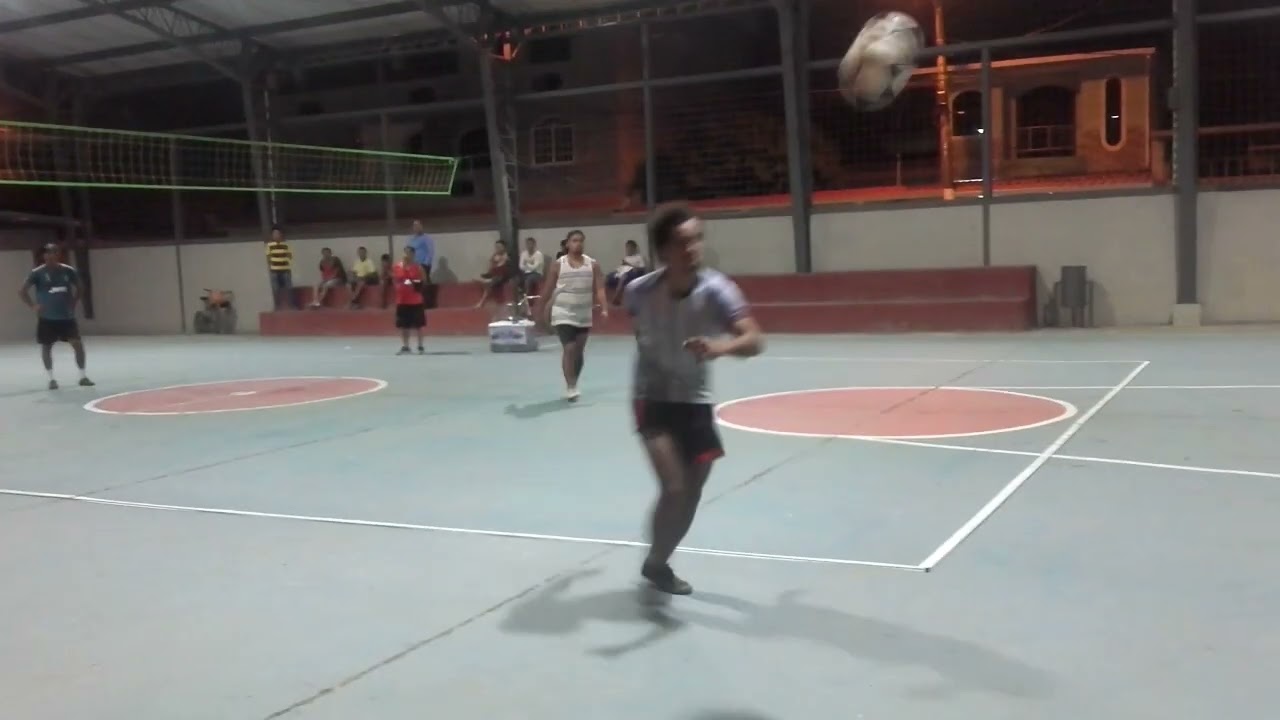 ( TUCO - ALEXIS ) VS ( RUBÉN -FELIPE ) CANCHA : COLISEO DIVINO NIÑO - DURÁN -ECUAVOLEY FLORENTIN ⚽💥💪