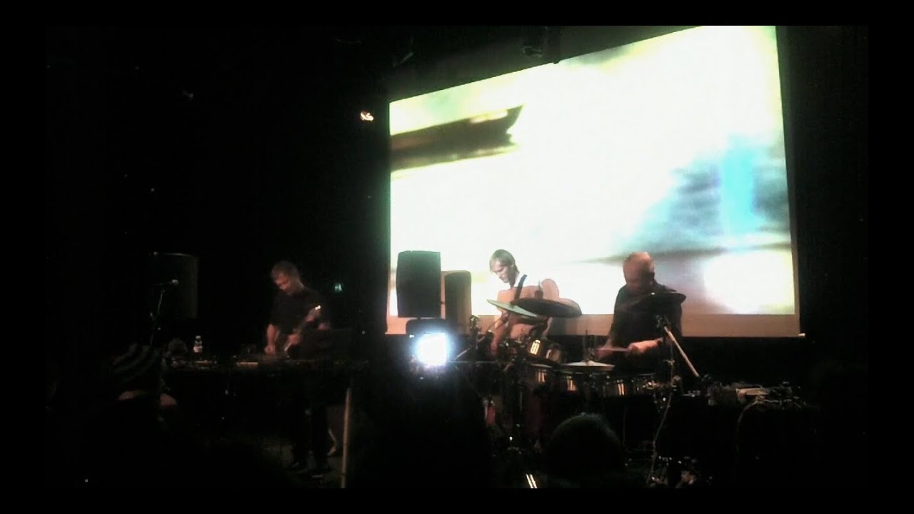 Michael Rother Plays NEU! & Harmonia @ Artfreq, Jazzhouse, Copenhagen (5th of November, 2015)