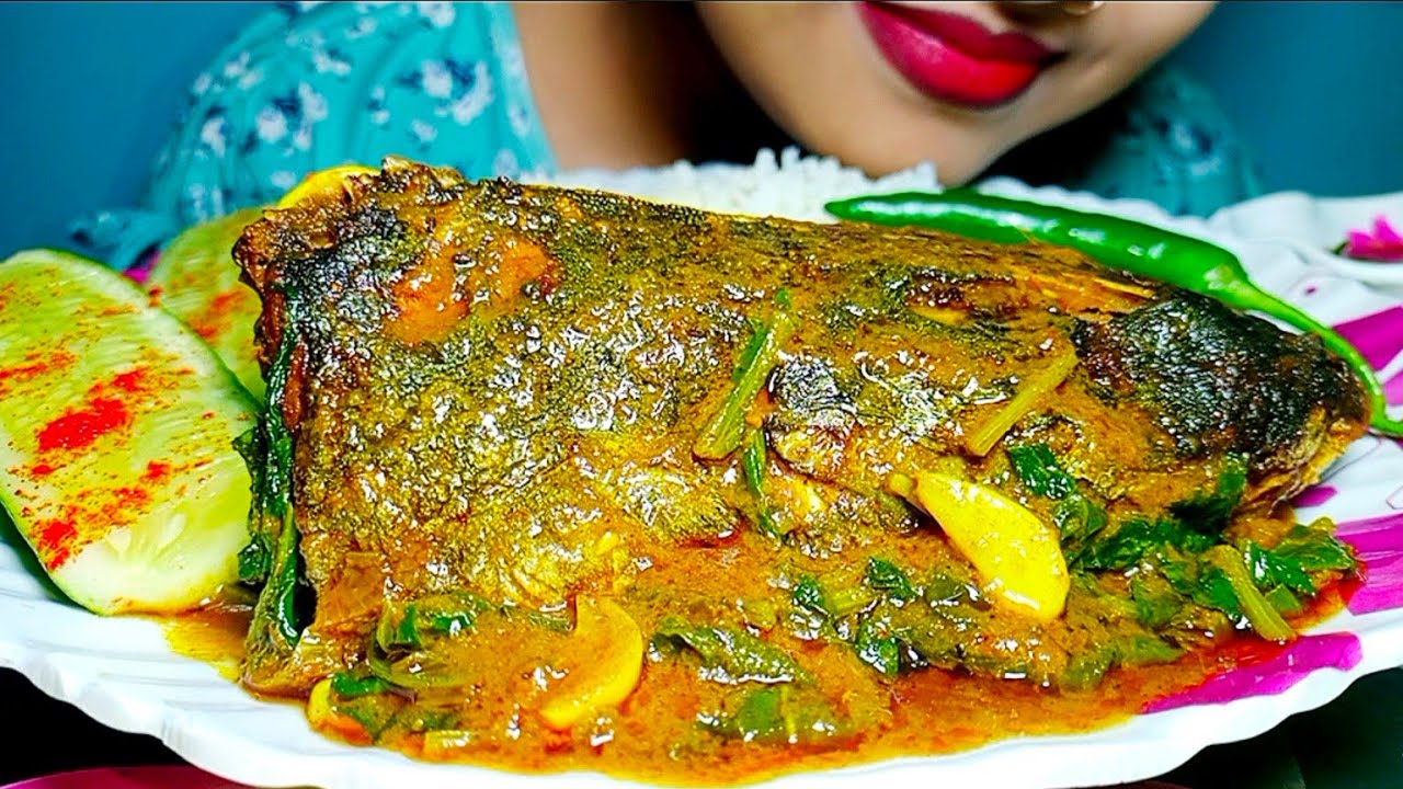 Wow 😲 2kg Big Catfish Head Curry With Worm Rice &Salad Eating Show || Homemade Mukbang ||