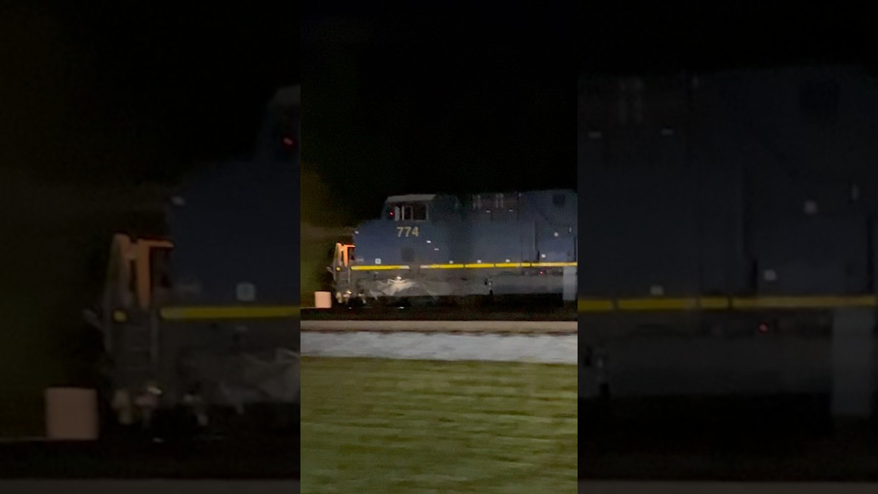 CSX E315 clears Selma NC #train #railroad