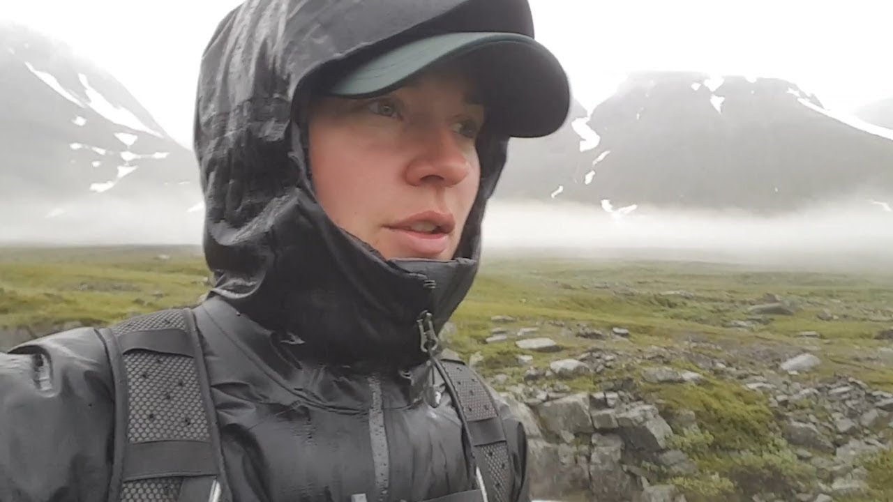 Trail running Kungsleden - Vakkotavaara to Nikkaluokta