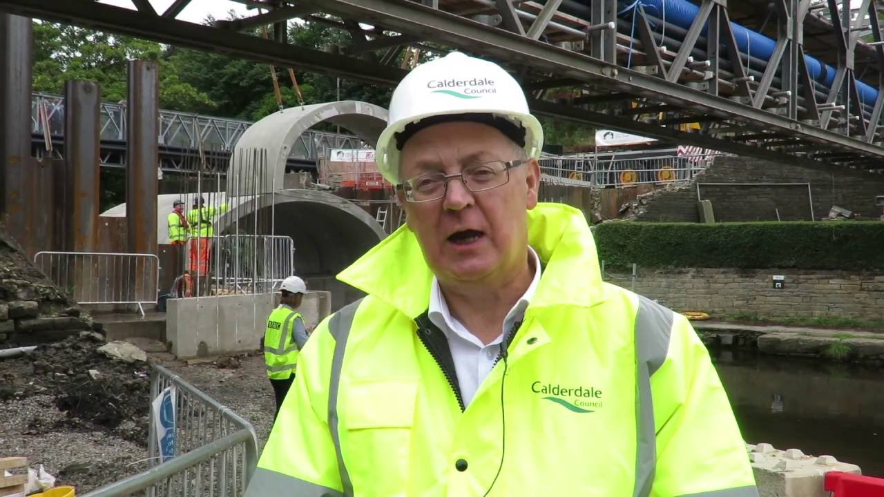 Arch Takes Shape at Elland Bridge | Calderdale Council
