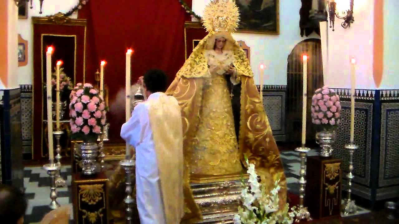 Bendicion manto virgen de la Soledad de Albaida