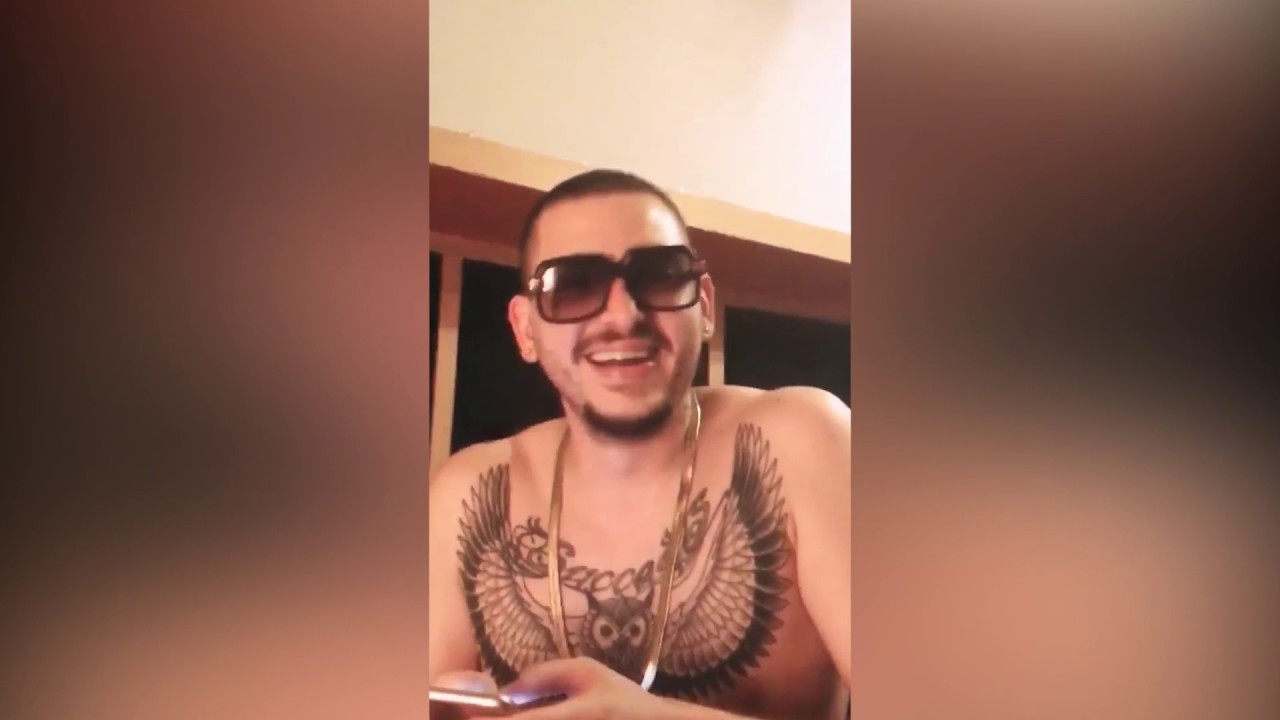 Ο MADCLIP ΠΑΙΡΝΕΙ ΤΗΛΕΦΩΝΟ ΤΗΝ ΑΣΤΥΝΟΜΙΑ