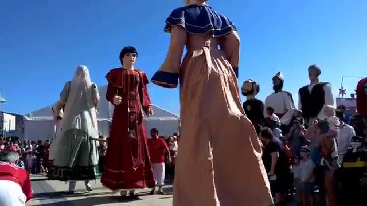 Gigantes de Falces.Buztintxuri 2014(himno del Athletic)
