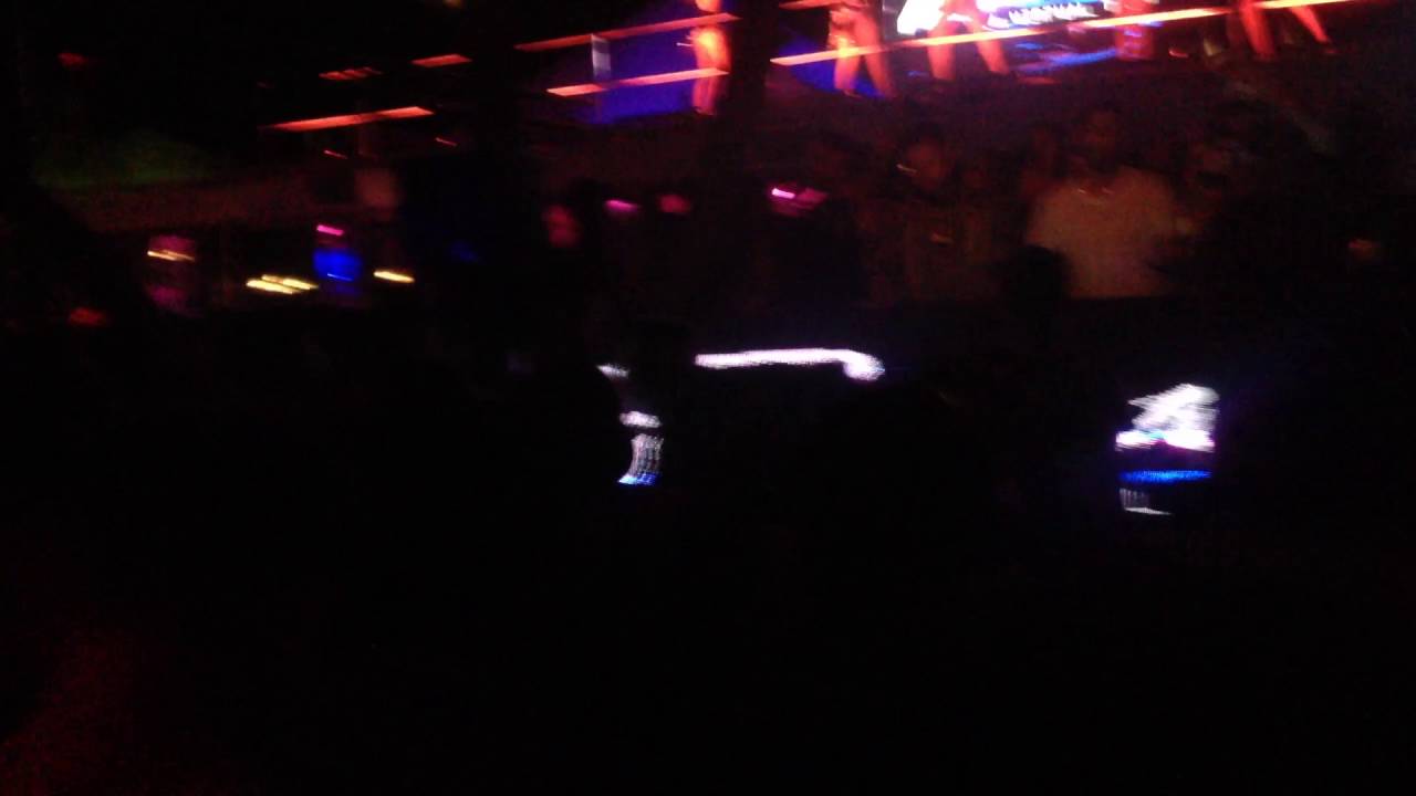 Massi DL Ascolana Remix - Viva Viva L&rsquo;Olio D&rsquo;Oliva played by The Martinez Brothers