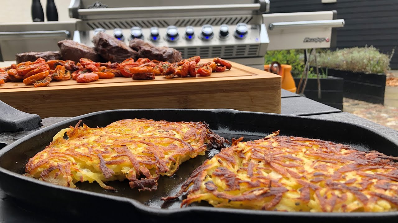 Grillopskrift - Pommes Rösti, steaks og semi-tørrede tomater