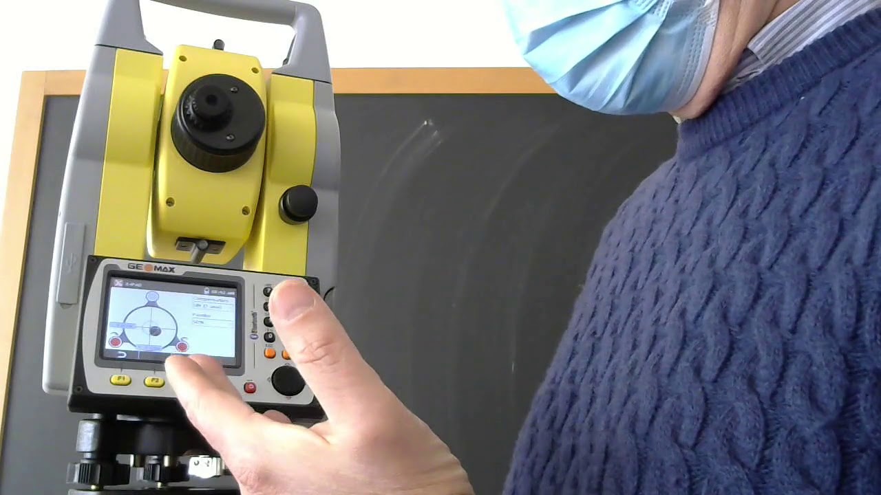 MESSA IN STAZIONE CON LIVELLA ELETTRONICA E PIOMBINO LASER