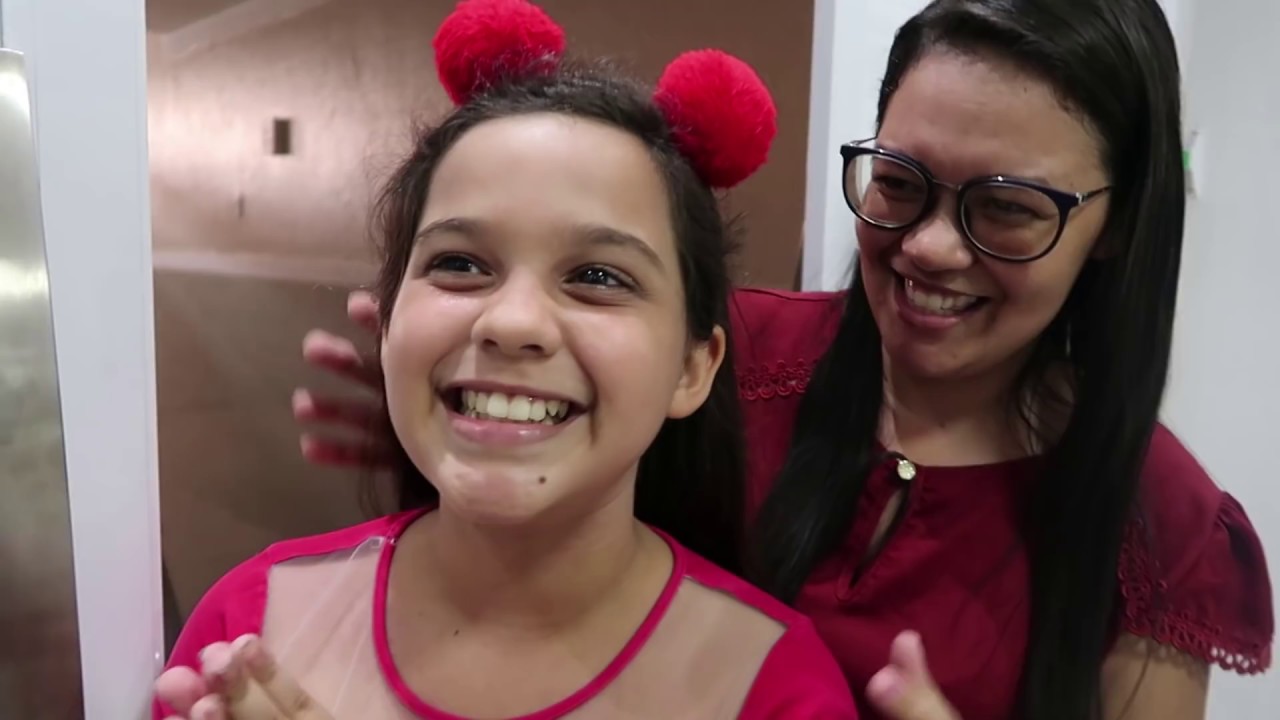 O BEBÊ QUE QUERIA SER ALTO PARA BRINCAR COM OS PRIMOS.
