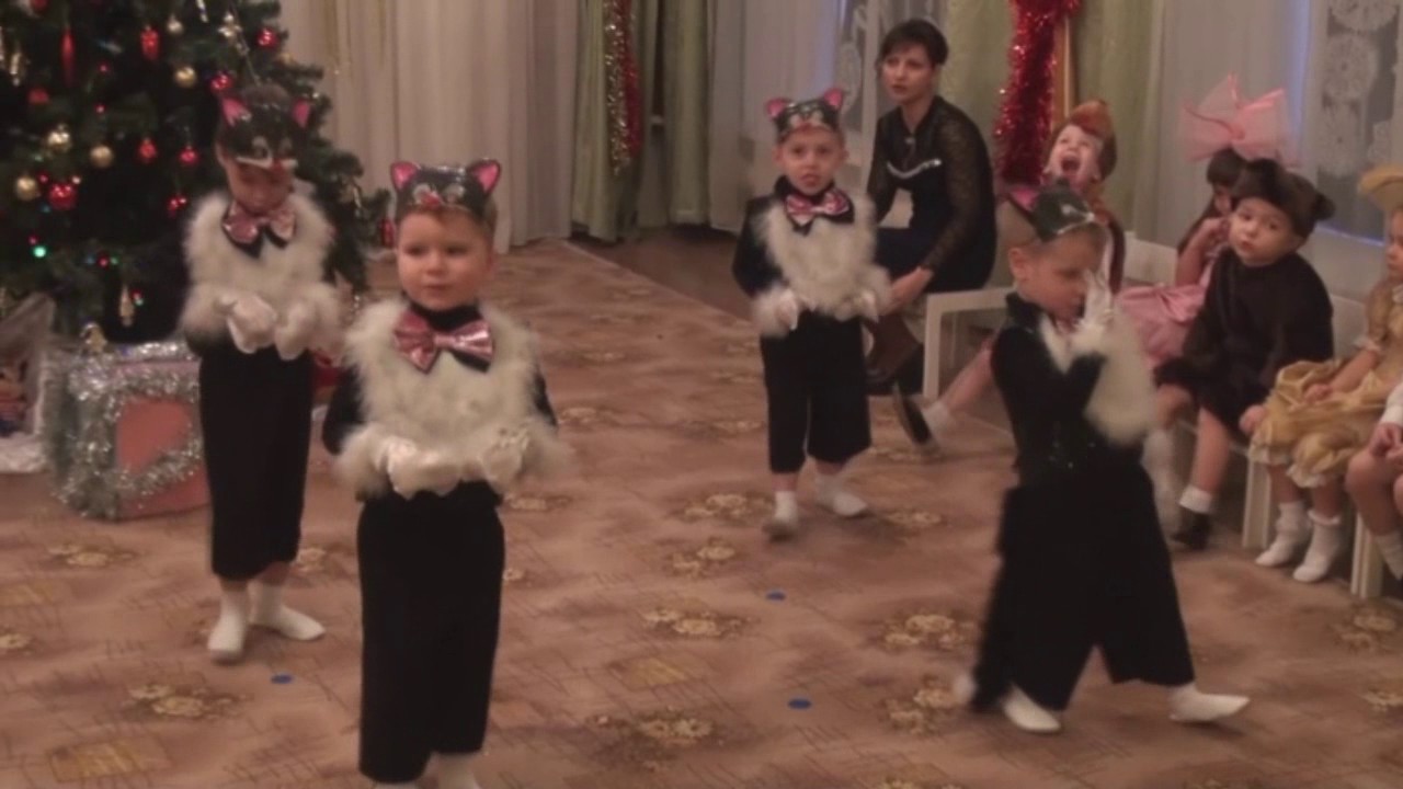 Новогодний утренник танец 