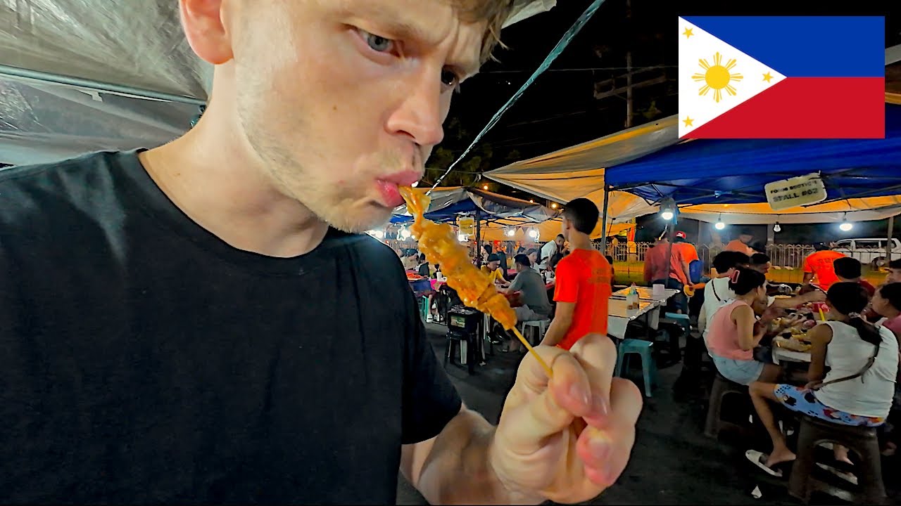 Trying Filipino Street Food at Roxas Market in Davao, Philippines! 🇵🇭