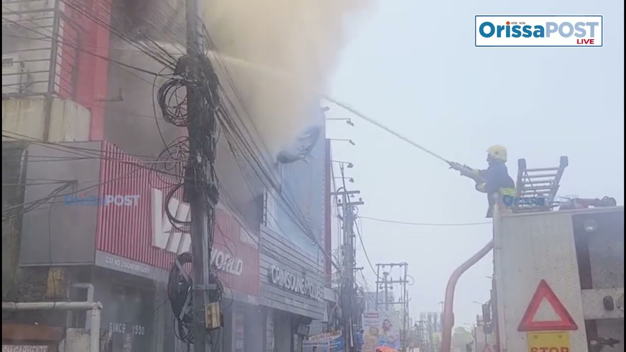Blaze breaks out at VIP showroom in Cuttack