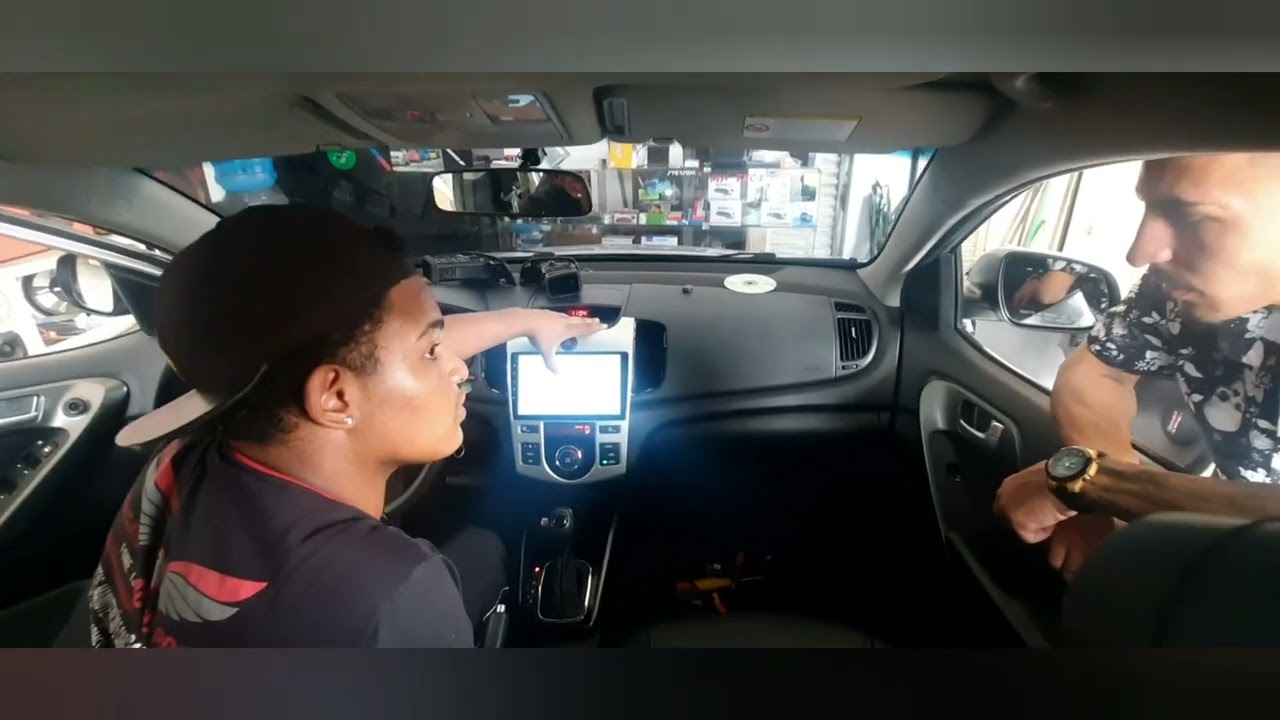 MULTIMÍDIA DE 9 POLEGADAS KIA CERATO, SERÁ  QUE DEU CERTO???