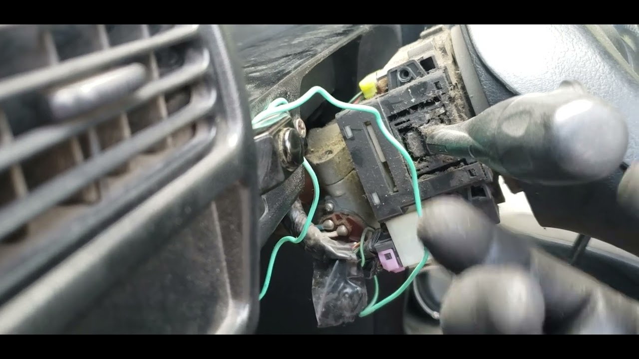 LA PASTILLA DE ENCENDIDO DE NISSAN  TSURU TODOS LOS MODELOS COMO QUITARLA BIEN SENCILLO.