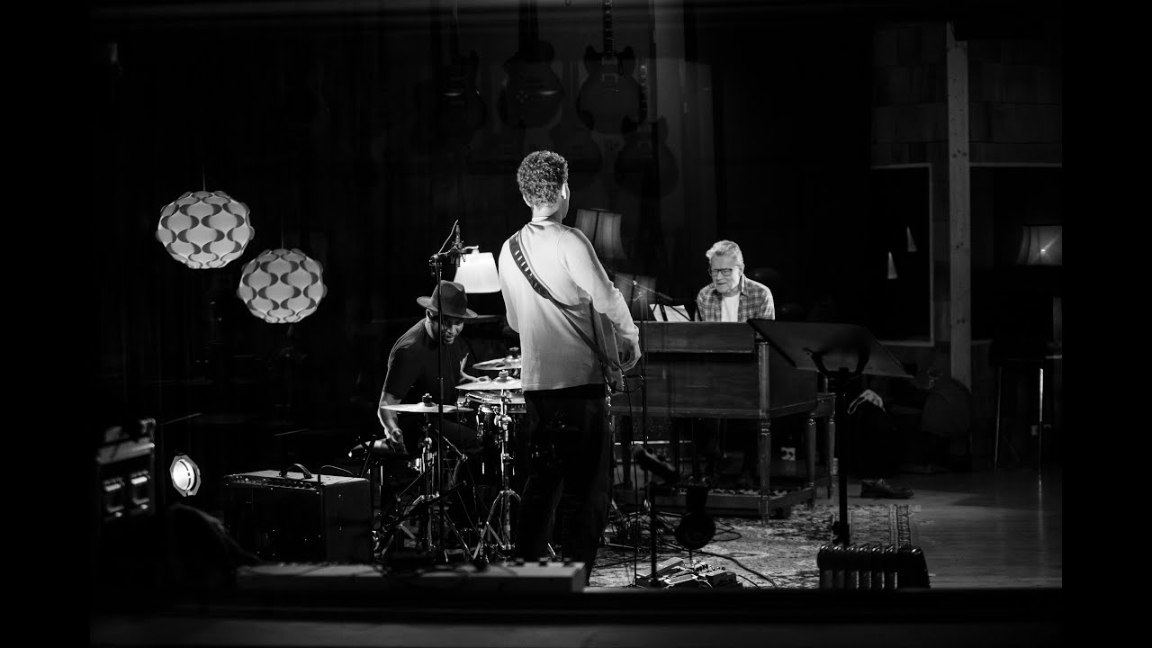 Eliel Lazo Trio - Africa