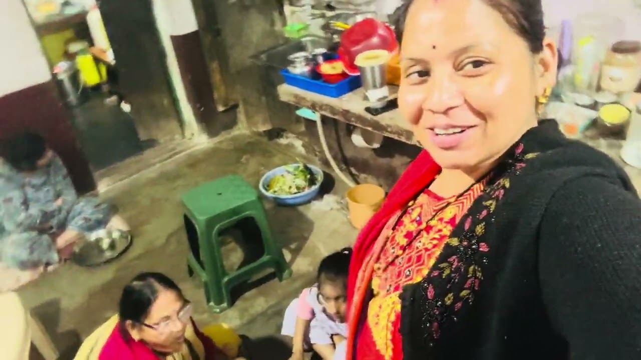 Aj meri mummy ne banaye Aata ke ￼ laddu yummy and tasty😋😋😋 daily lifestyle❤️❤️❤️