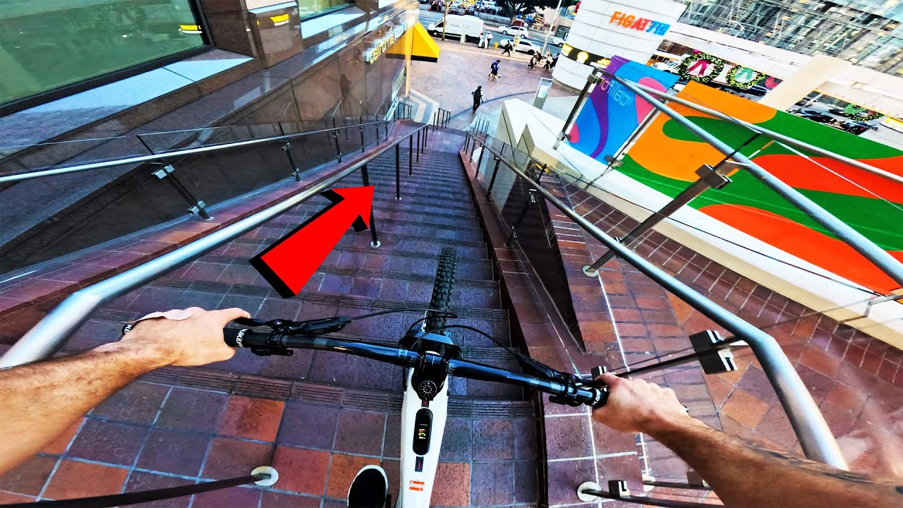 RIDING INSANE URBAN DOWNHILL ON EMTB *FULL SPEED*