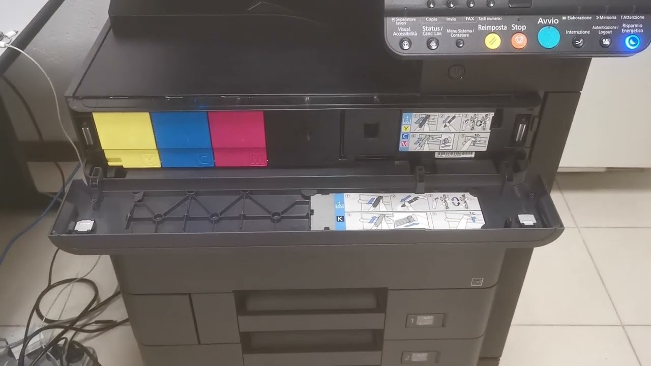 Trucco per forzare apertura sportello TONER su KYOCERA , TRIUMPH ADLER