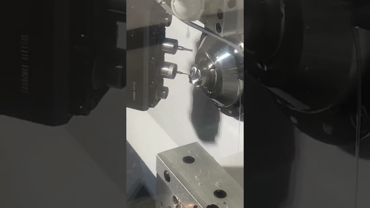 Cincom L32-XII - 5-Axis Impeller - Dynamic Machine