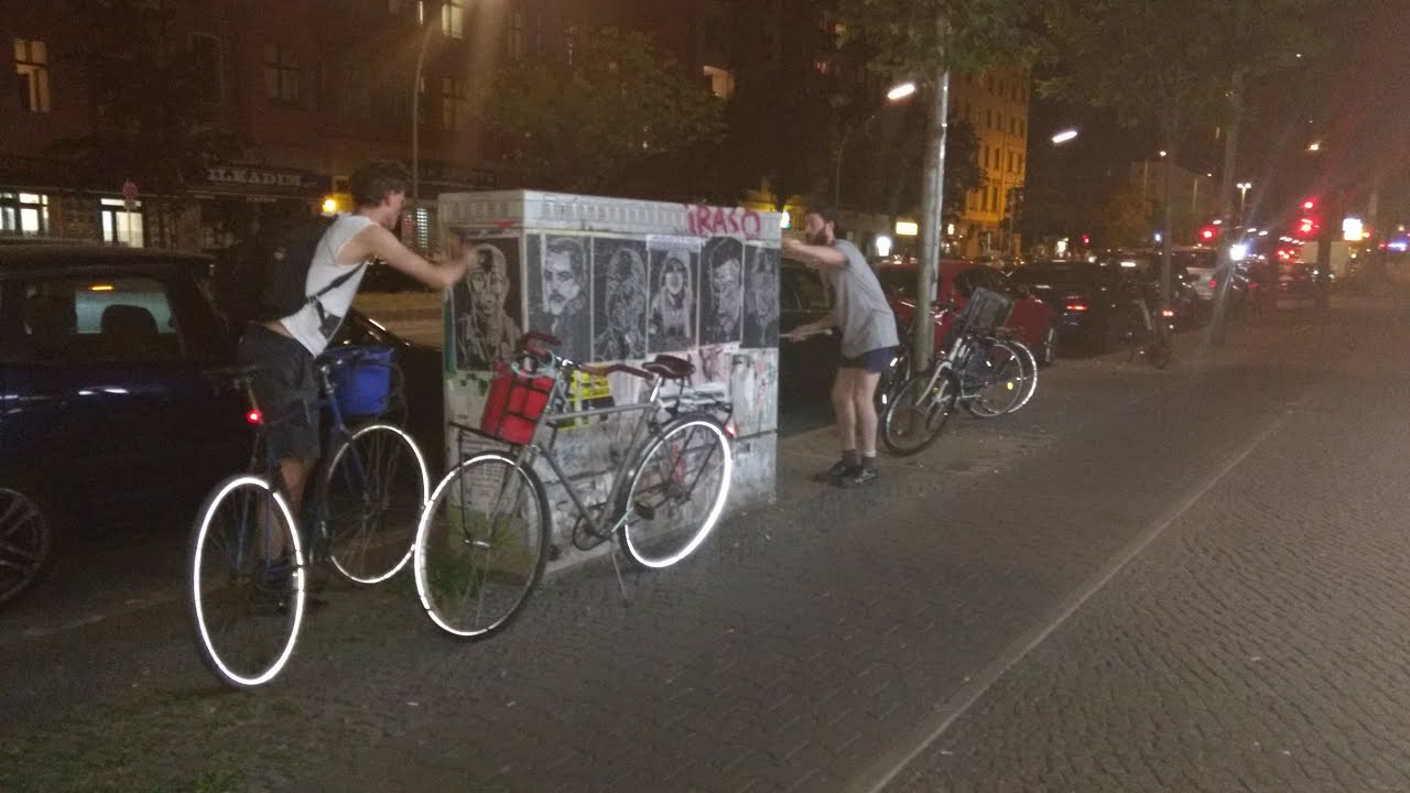 Streetart wheatpaste tutorial, glue 'A Paper Monument for the Paperless'