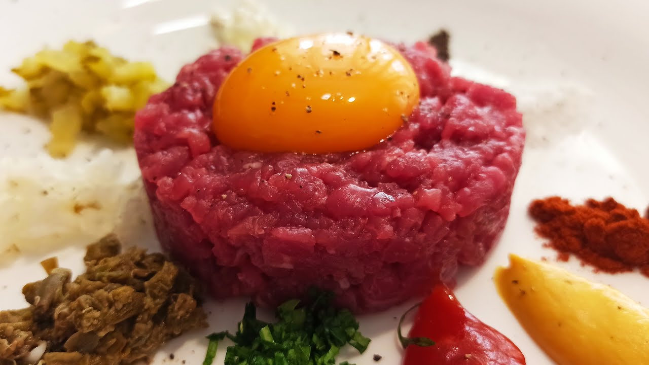 Biftec tartar(din mușchi de vită)