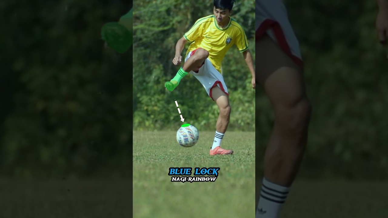 BLUE LOCK (Nagi Rainbow Flick) TUTORIAL ⚽️.#football #footballskills #soccer #bluelock #shorts