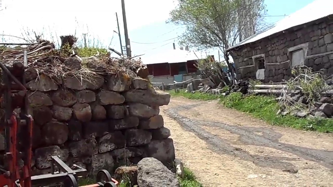Hınıs Ovacevirme köyü  Bahar Videosu