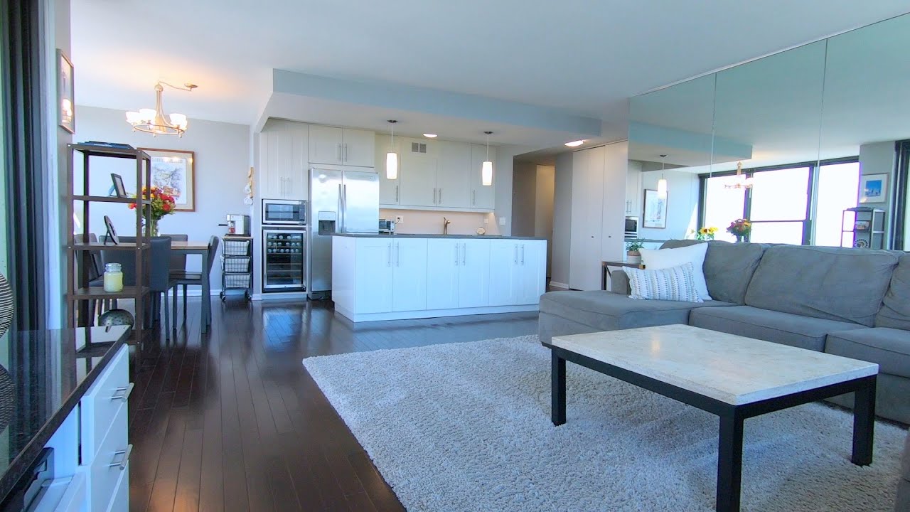 1560 Sandburg Terrace - Unit 3501 - Chicago, IL