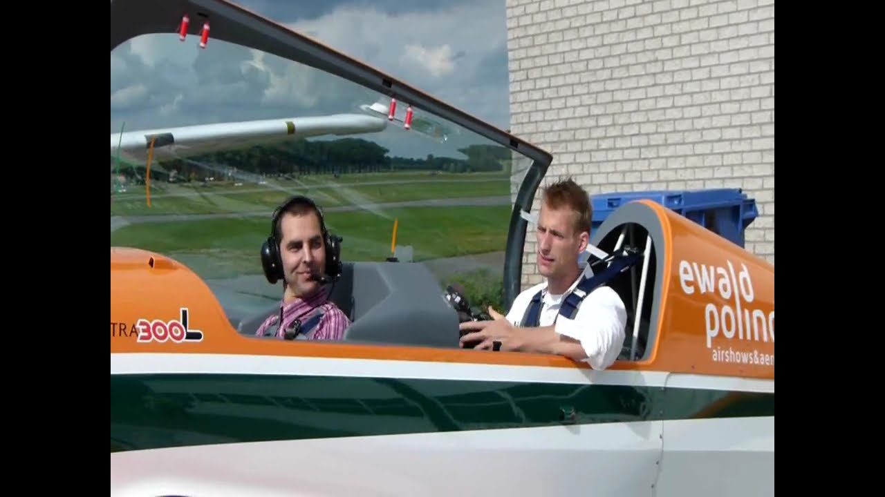 An aerobatic flight with ewald polinder and erwin poll at teuge airport (ehte) holland 2012