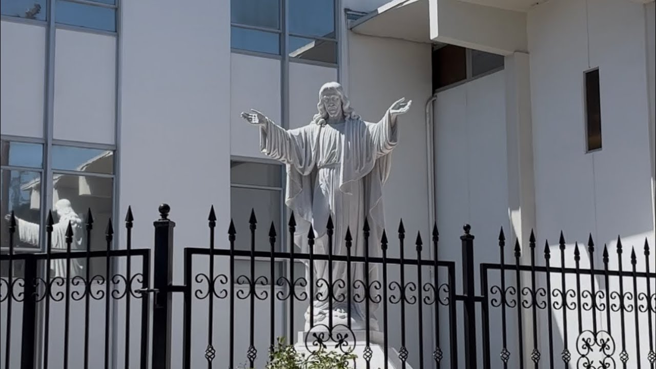 Faith Center Jesus Statue on South Glendale Blvd in Glendale, CA 