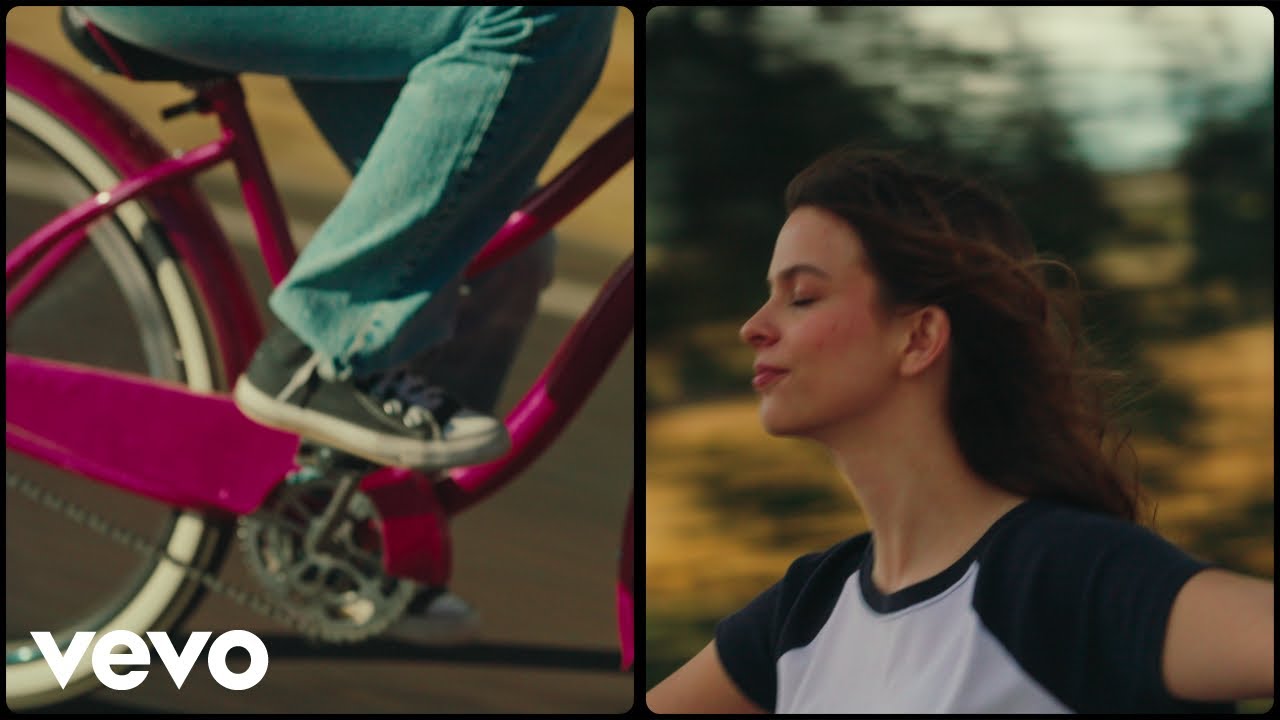 Sof&iacute;a Carmona - Complicado