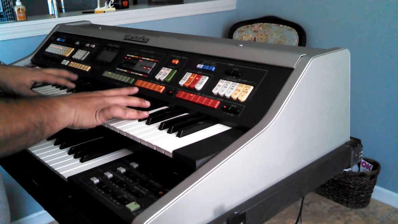 Technics C600 - Demo