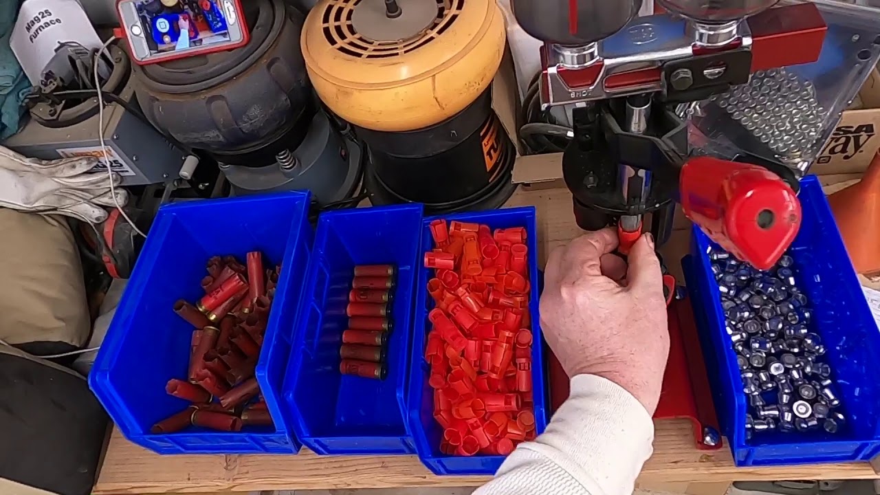 Loading 12 gauge, 525 gr. Sabot slug