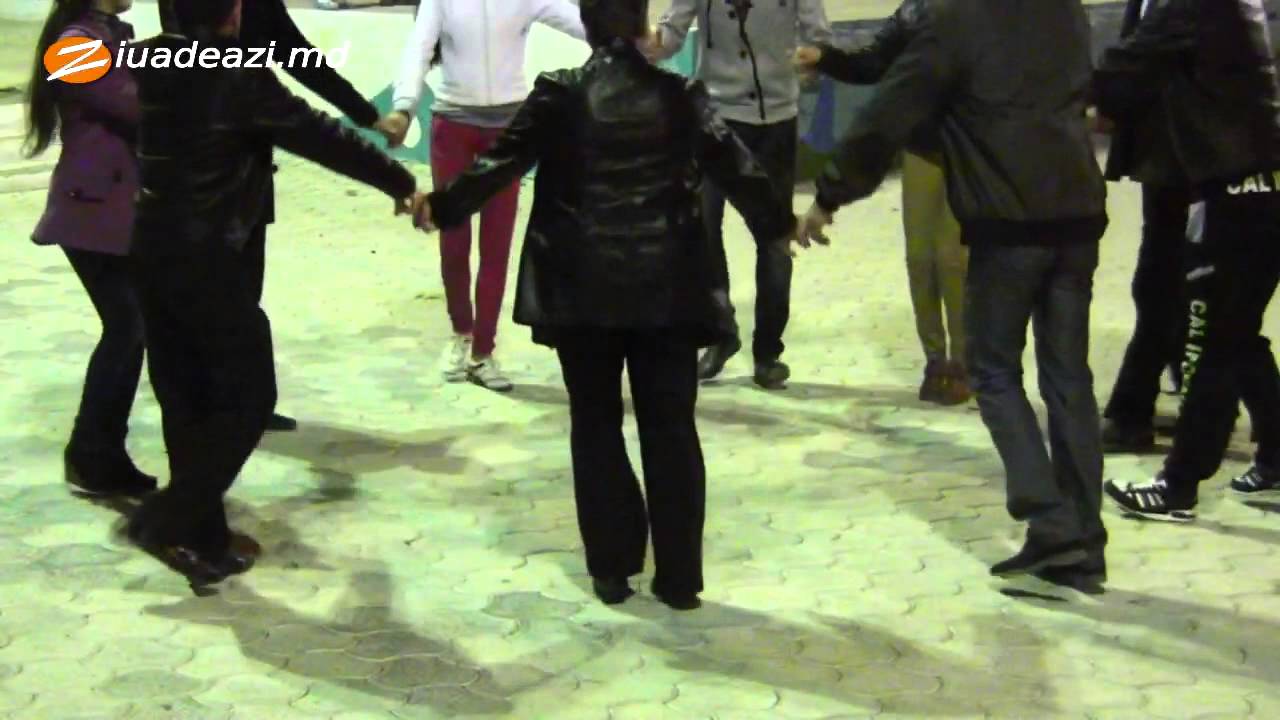 hora in doua parti 13.10.2013