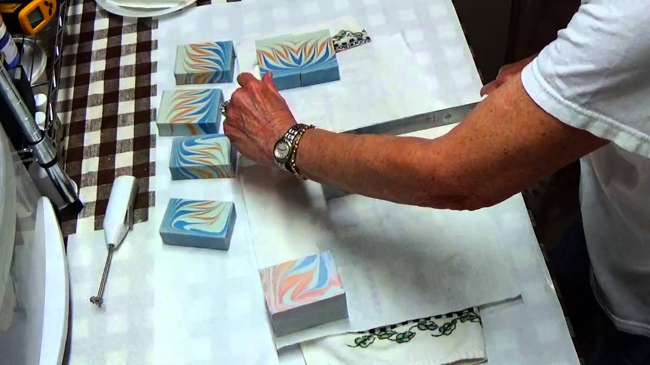 Taiwan Circling Swirl CUT