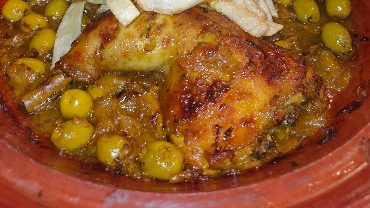 tagine de poulet aux olives  طاجين الدجاج بالزيتون بمذاق رائع🐔