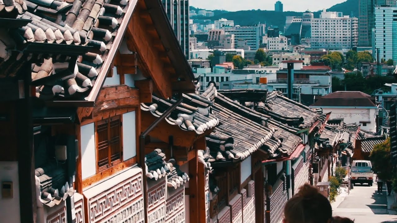 Dạo chơi tại làng cổ Bukchon Hanok điểm đến thú vị tại Hàn Quốc
