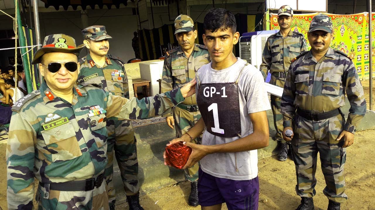 इस सेना भर्ती को युवा आज भी याद करते हैं, क्योंकि अधिकतर ग्रुपों में पकड़े थे 50-50 लड़के