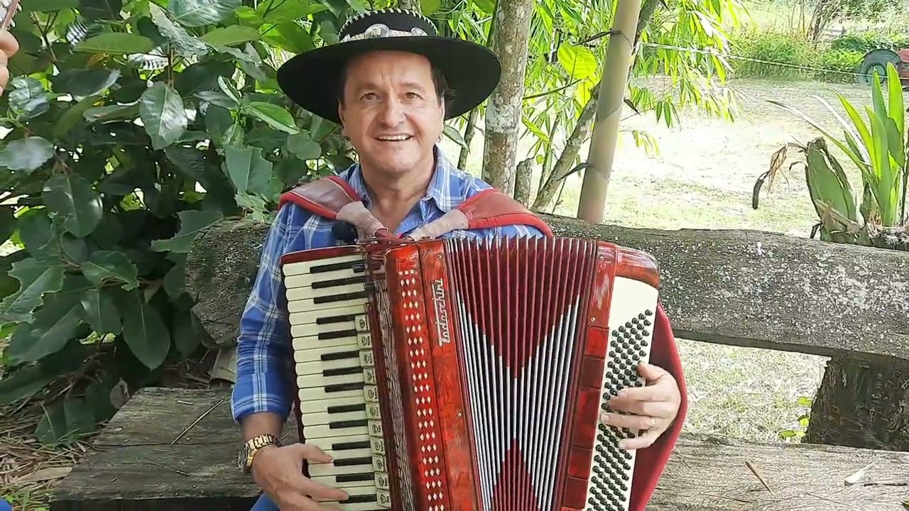 Xodozinho Sanfonando - Se arrisca em um Chamamé