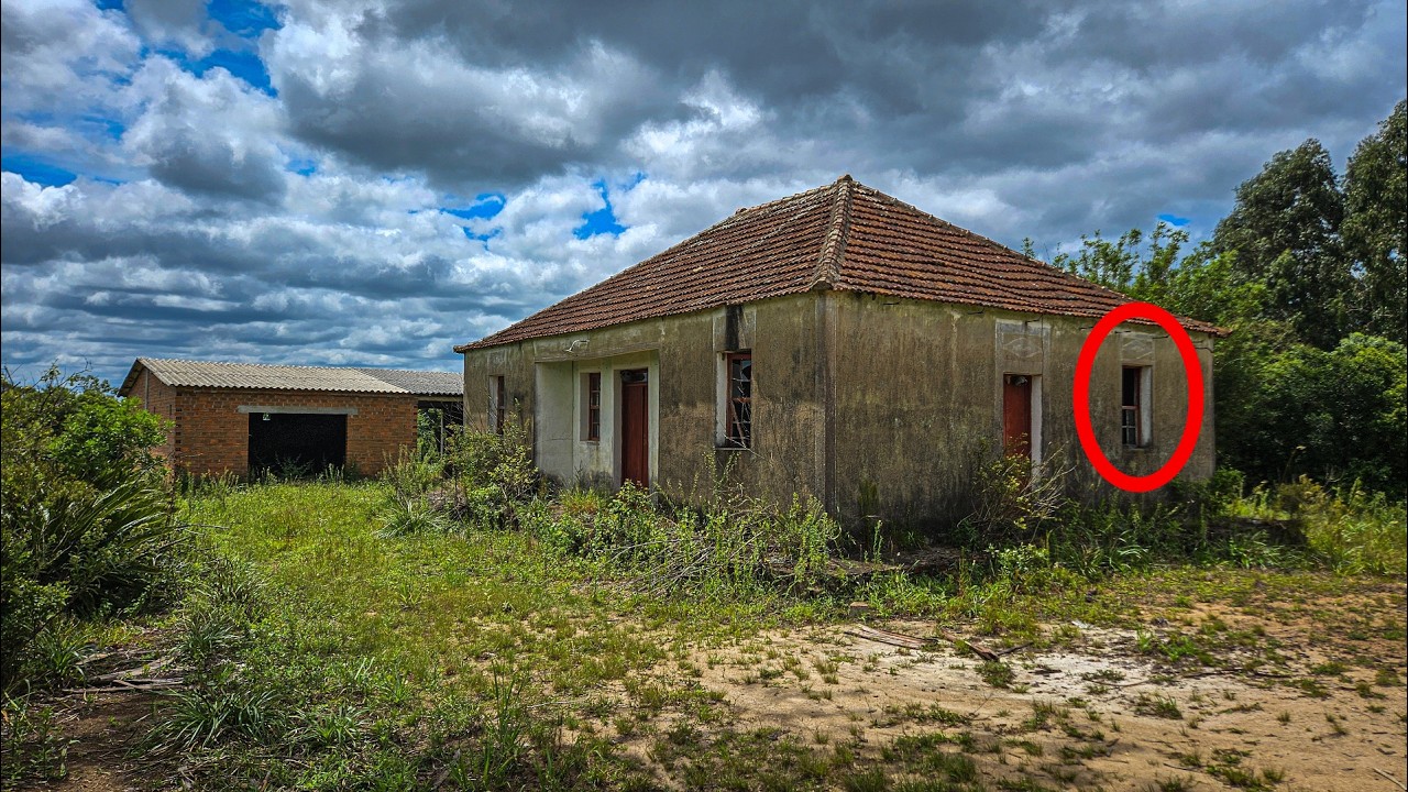 OUVIMOS BARULHOS ESTRANHOS DENTRO DESSA CASA ABANDONADA!