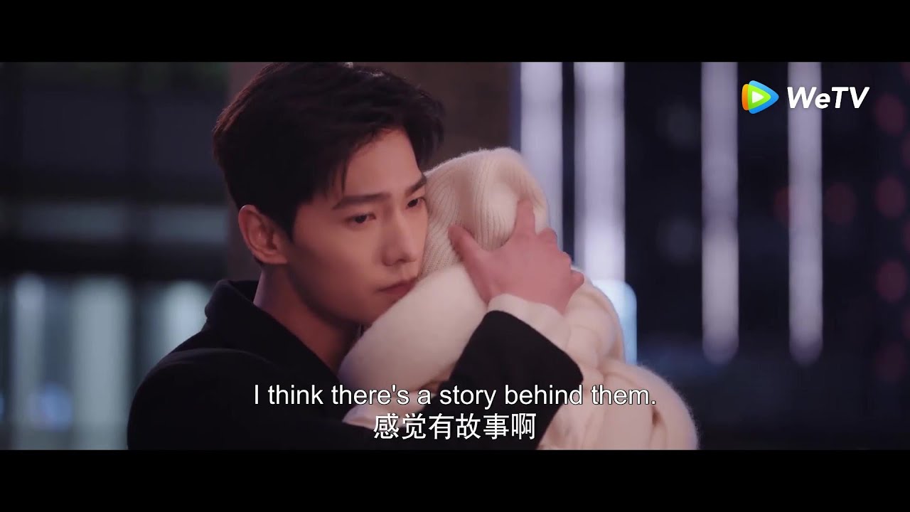 被撞见在安全楼梯约会，于途为护晶晶一把将她拉进怀里！