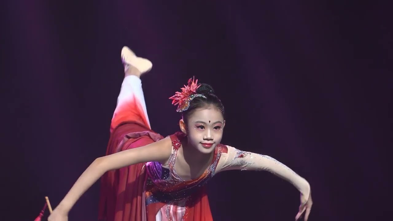 The Cute-wonderful dance performance !growing young dancer 28