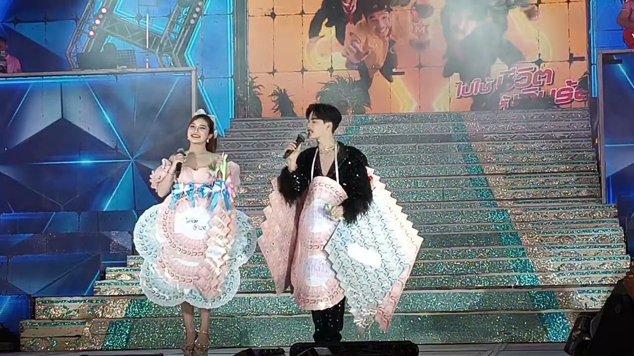 หมอลำคู่ขวัญน้องมานะน้องฮักแพงรับเชิญวง 1 สาวน้อยเพชรบ้านแพง#สาวน้อยเพชรบ้านแพง#สาวน้อยลำเพลินโชว์
